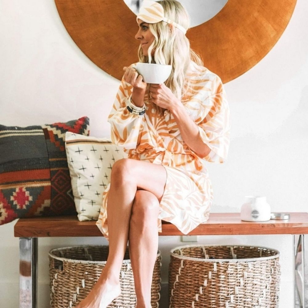 Maison Du Soir Magnolia Luxe Robe/Beach Cover-up - Picture 6 of 12